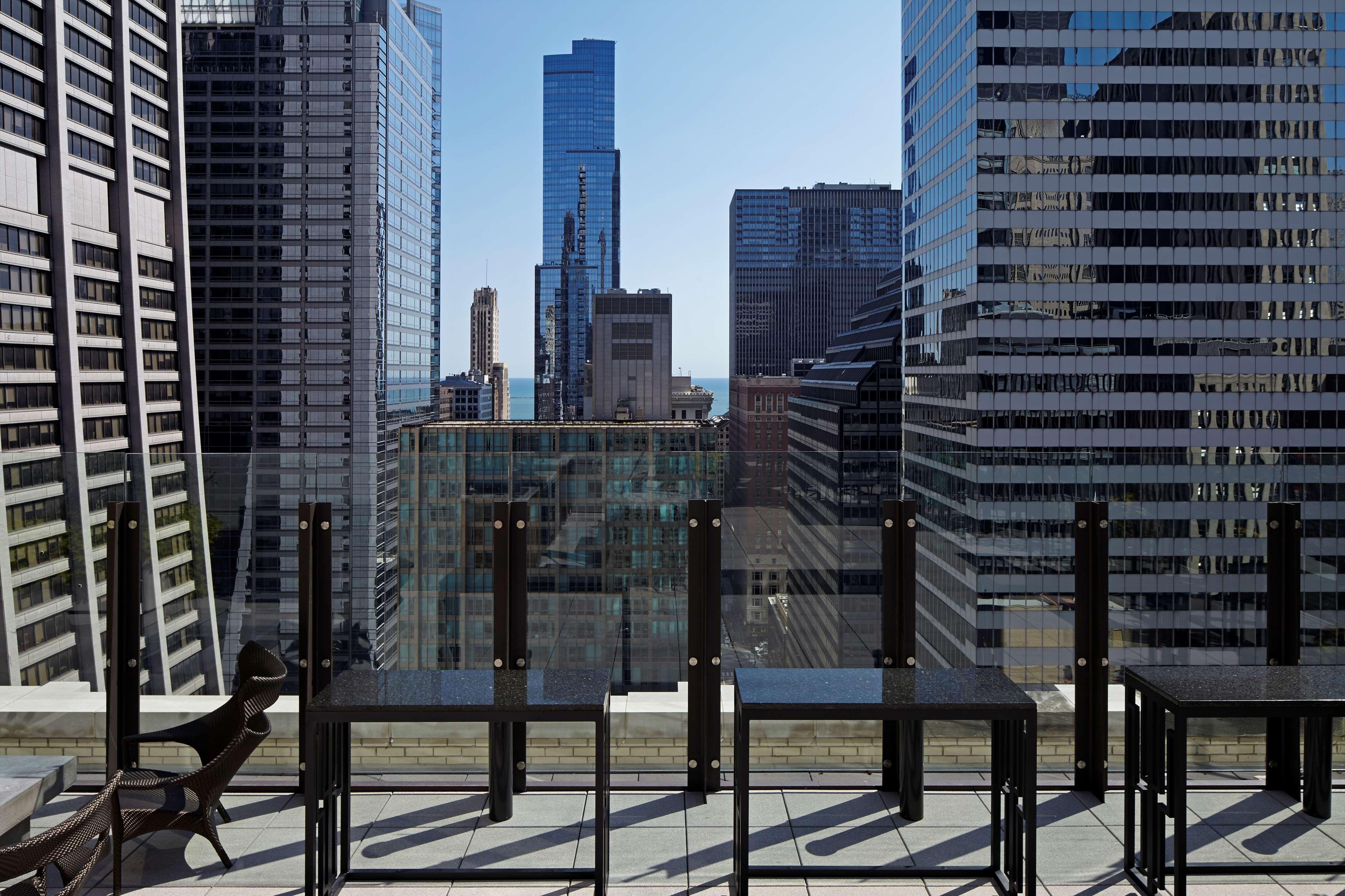 Hyatt Centric The Loop Chicago Hotel Exterior photo