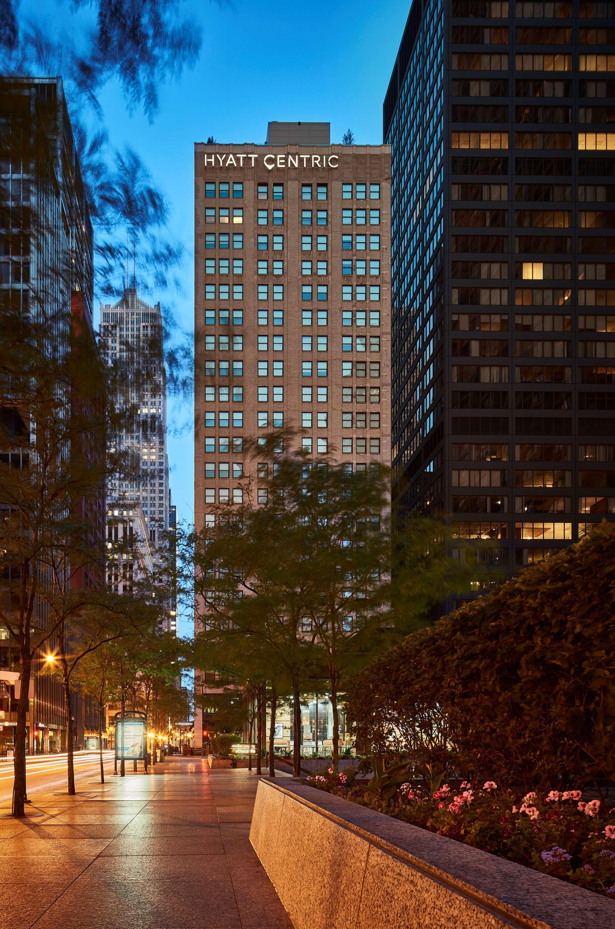 Hyatt Centric The Loop Chicago Hotel Exterior photo