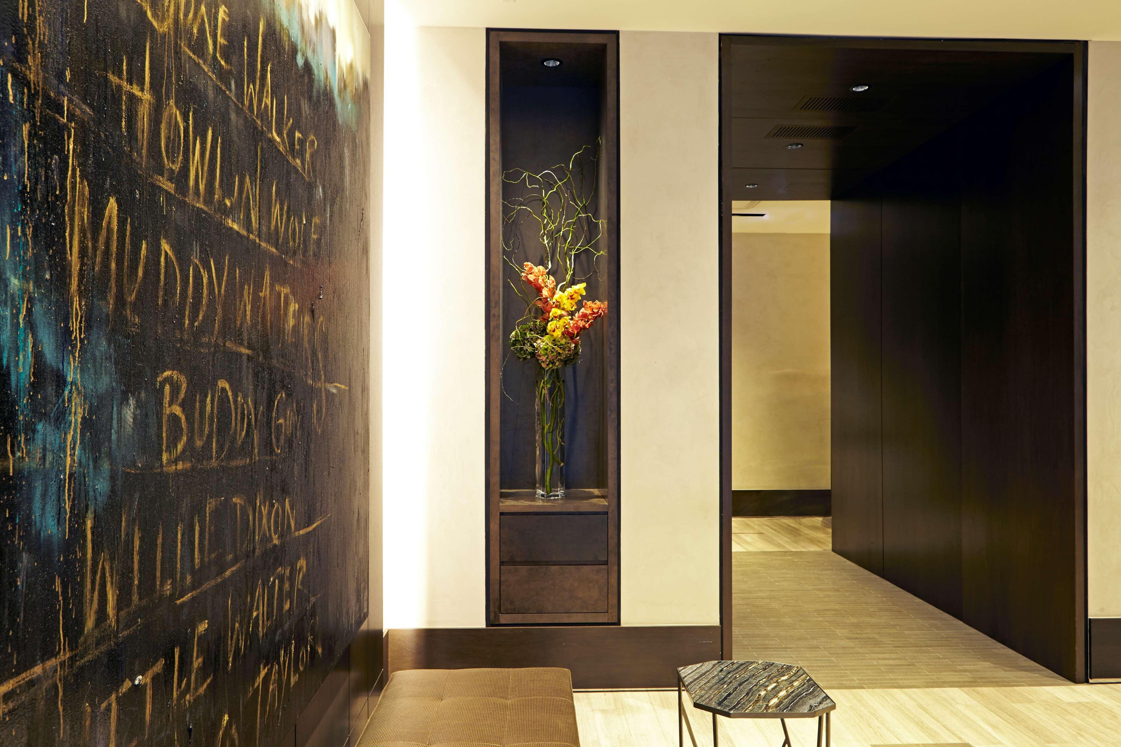 Hyatt Centric The Loop Chicago Hotel Exterior photo