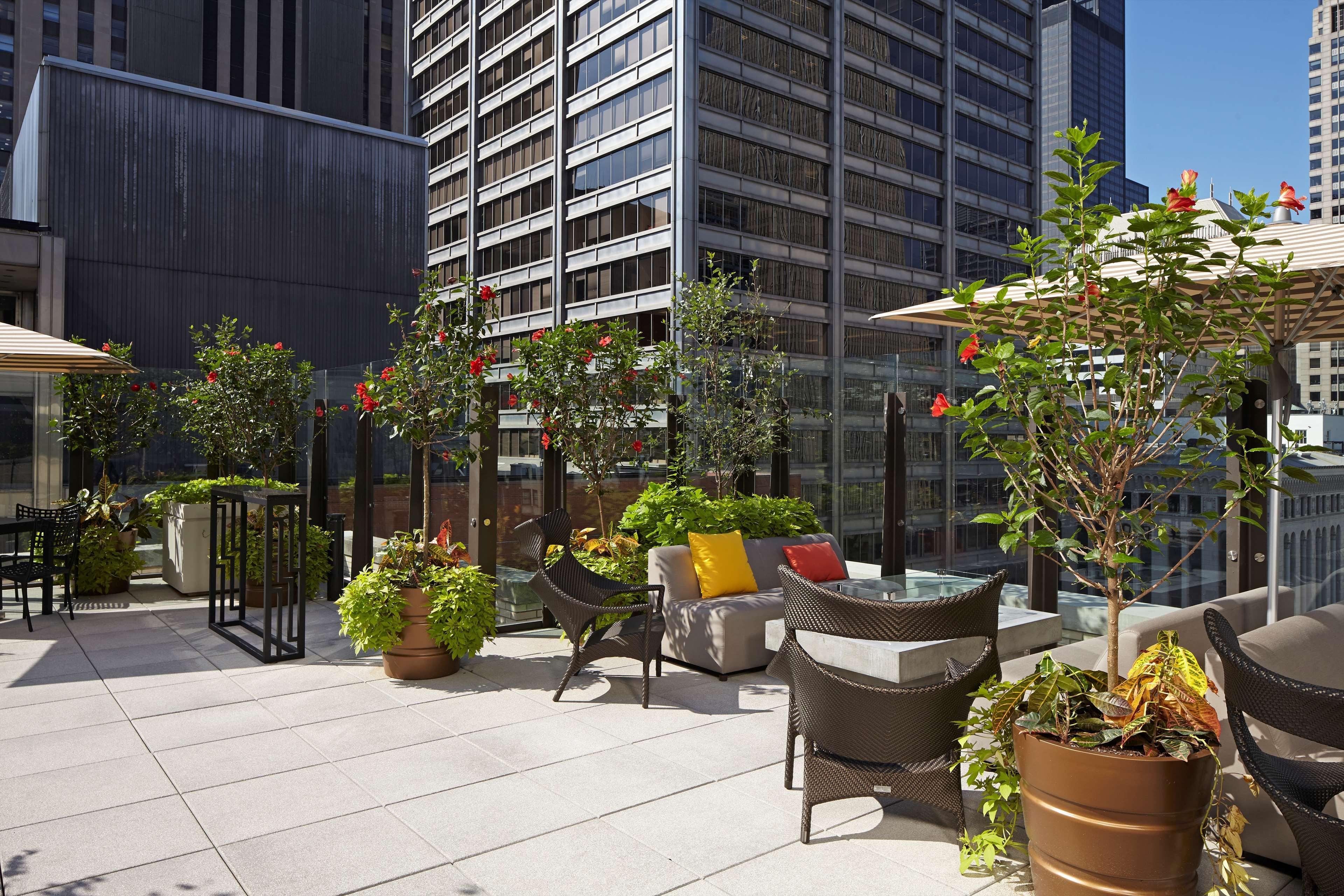 Hyatt Centric The Loop Chicago Hotel Exterior photo