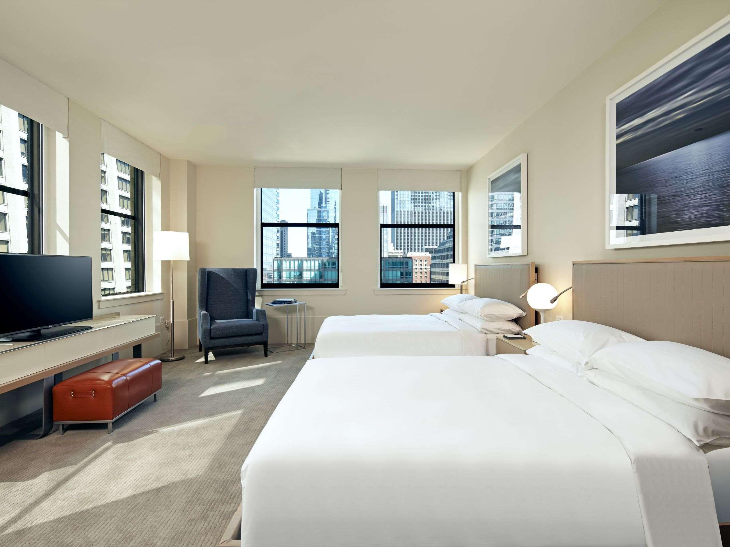 Hyatt Centric The Loop Chicago Hotel Exterior photo
