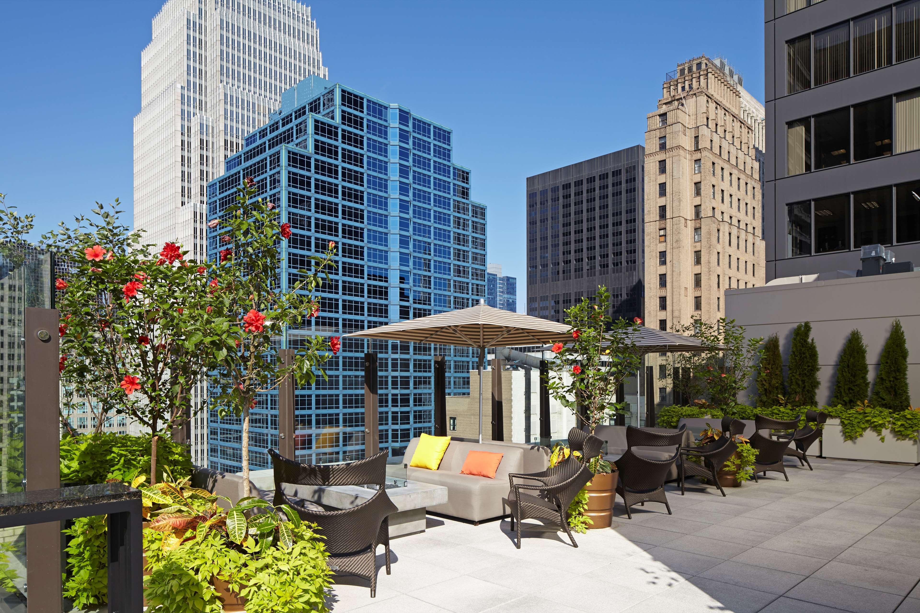 Hyatt Centric The Loop Chicago Hotel Exterior photo