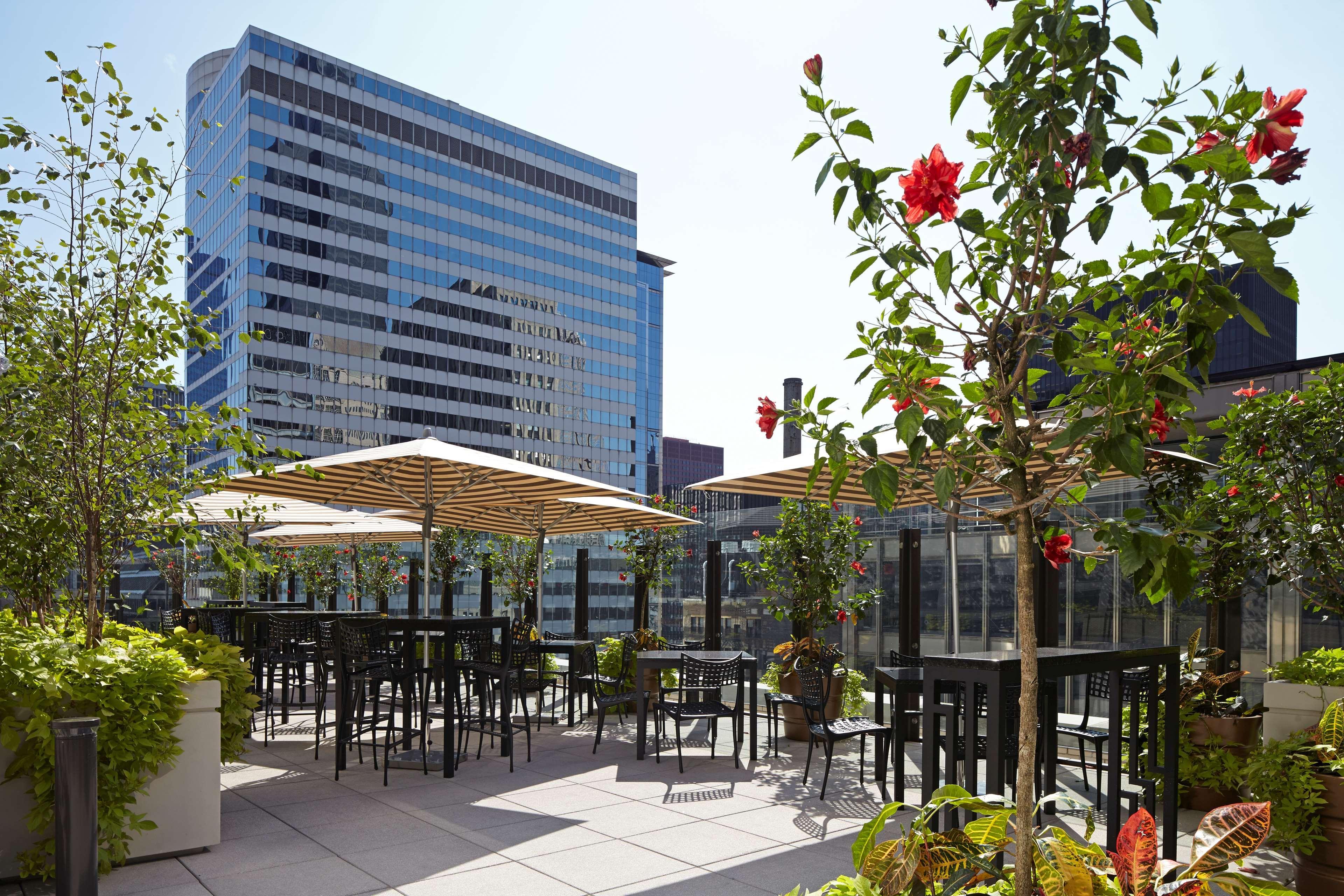 Hyatt Centric The Loop Chicago Hotel Exterior photo