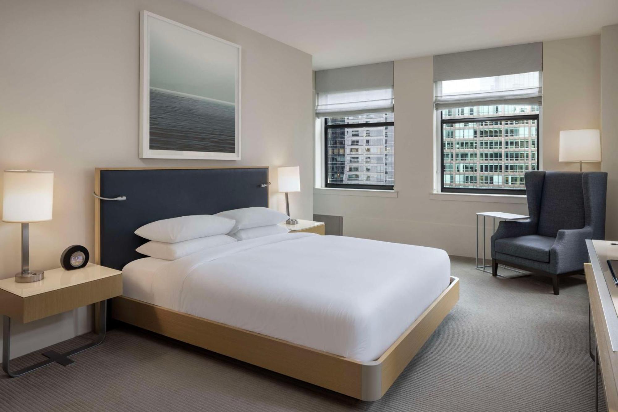 Hyatt Centric The Loop Chicago Hotel Exterior photo
