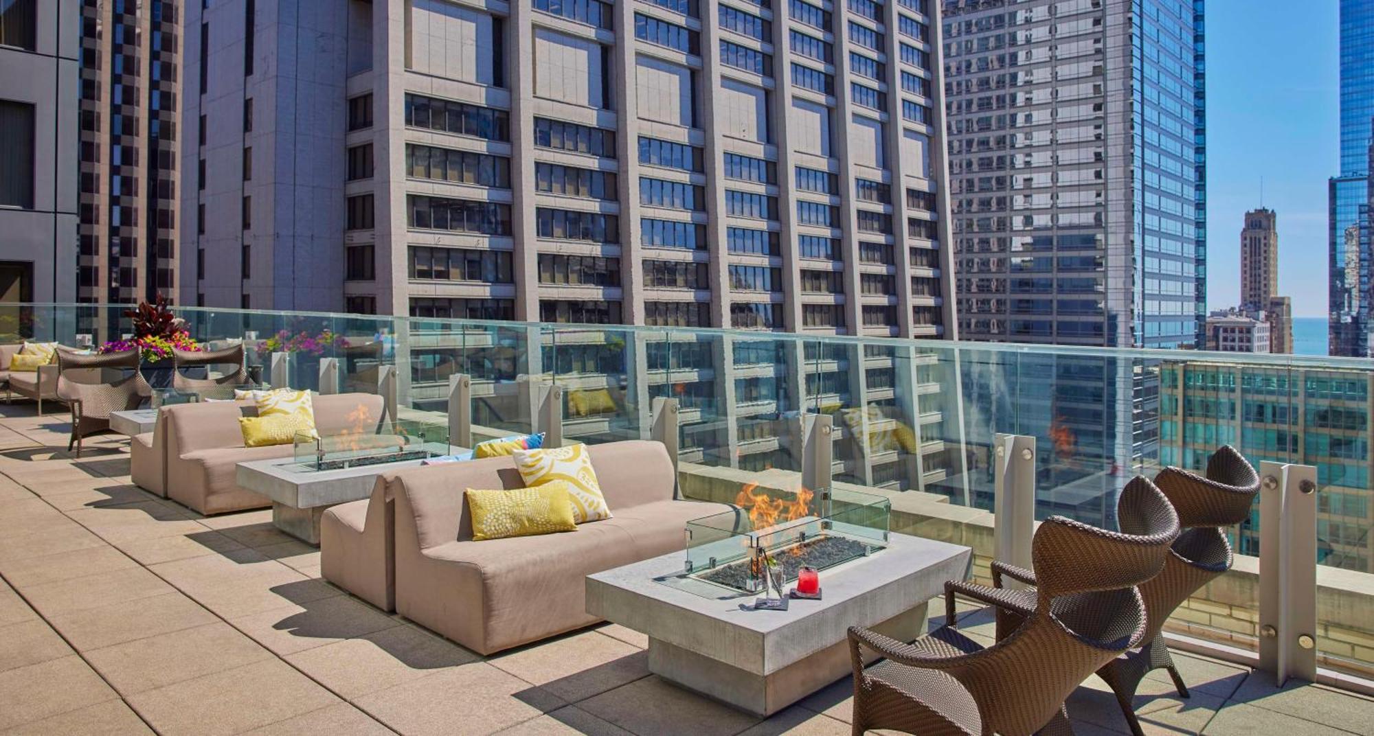 Hyatt Centric The Loop Chicago Hotel Exterior photo